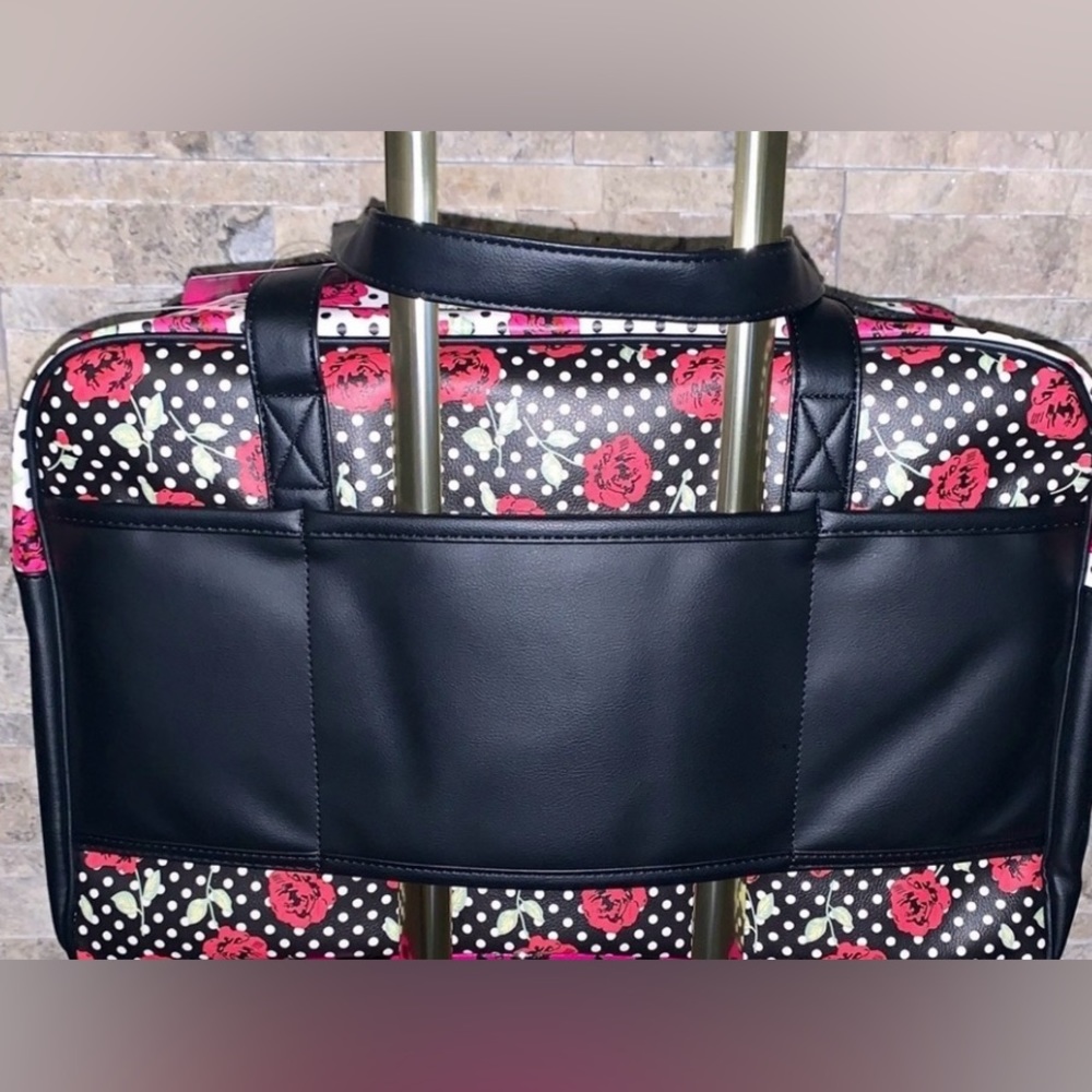 Betsey Johnson Weekender Bag and Crossbody Bag set NWT - Picture 2 of 16